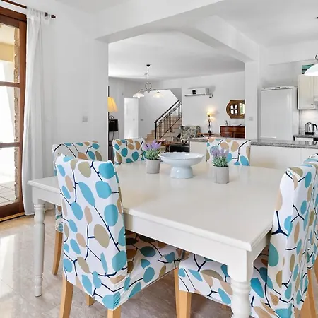 3 Bedroom Tala With Private Pool And Sunset Views, Aphrodite Hills * Куклия