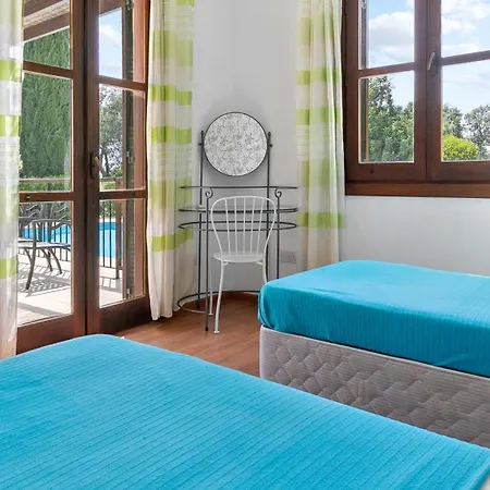 3 Bedroom Tala With Private Pool And Sunset Views, Aphrodite Hills Вилла *
