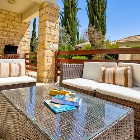 3 Bedroom Tala With Private Pool And Sunset Views, Aphrodite Hills