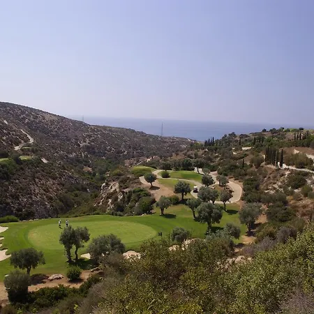 3 Bedroom Tala With Private Pool And Sunset Views, Aphrodite Hills