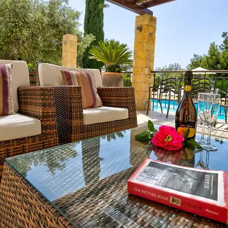 Villa 3 Bedroom Tala With Private Pool And Sunset Views, Aphrodite Hills Kouklia